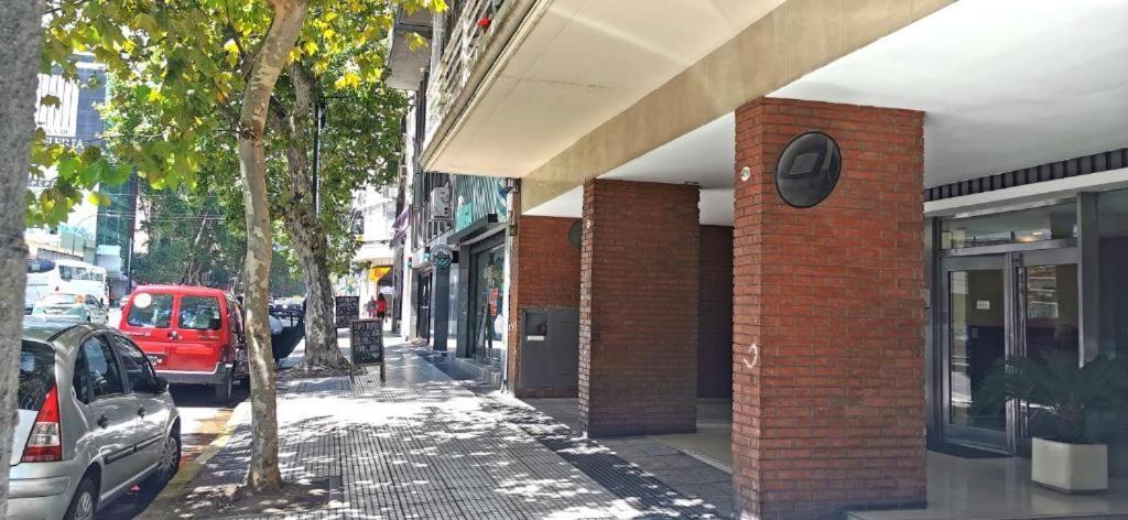 Luminoso 2 Ambientes En Almagro Av Corrientes 3 Personas Appartement Buenos Aires Buitenkant foto